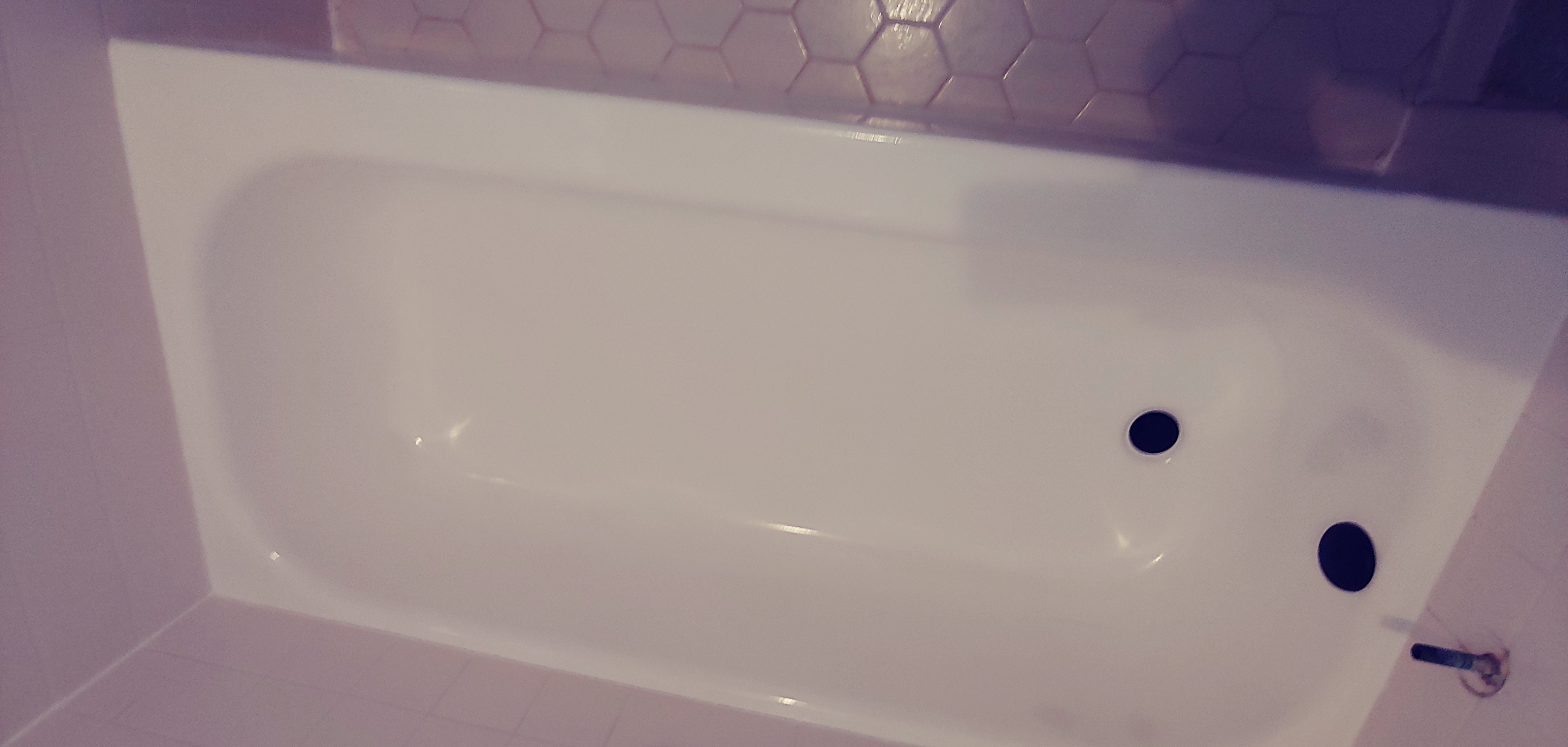 Top Quality Porcelain Bathtub Refinishing in Roswell GA Image